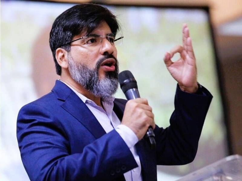 Zelaya aseguró que “no hay nadie que este sobre la ley” y que luchará para “seguir combatiendo la corrupción”.