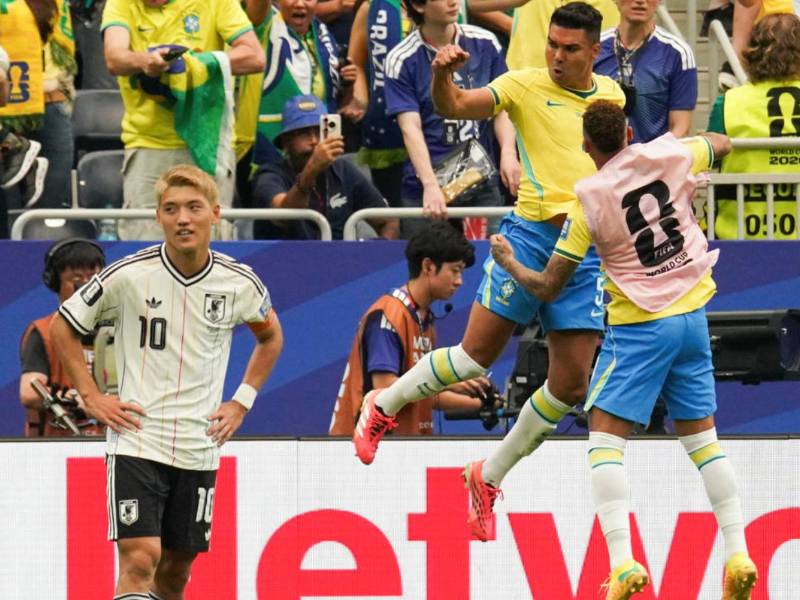 Casemiro comenzó la remontada de Brasil sobre Japón.