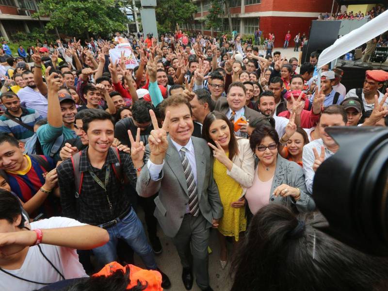 La segunda vez que Salvador Nasralla buscó la presidencia de Honduras fue en el año 2017, en Alianza con Libre y el Pinu.