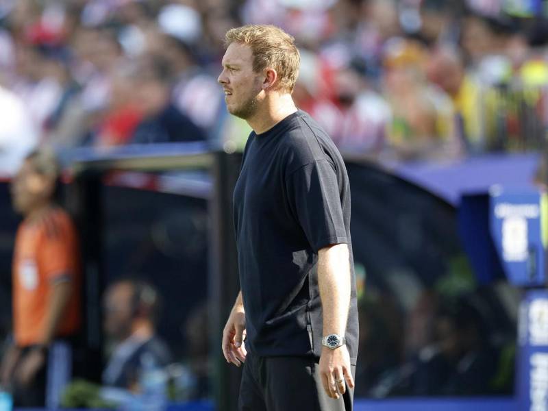 También dejaron sus cargos Marcelo Bielsa (Uruguay), Ronald Koeman (Países Bajos), Sebastián Beccacece (Ecuador), Steve Clarke (Escocia), Miroslav Koubek (República Checa), Hong Myung-bo (Corea del Sur) y Sabri Lamouchi (Túnez).