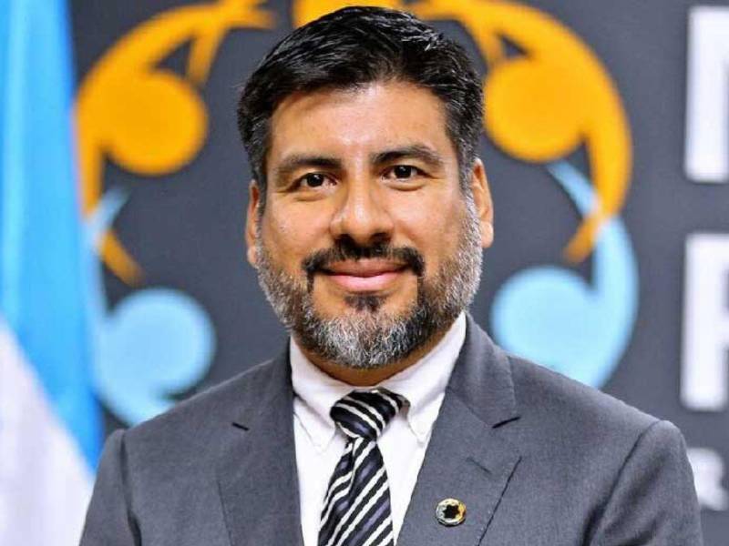 El exfiscal general Johel Antonio Zelaya actualizó su perfil público en X/Twitter a “exfiscal de la República” tras ser destituido definitivamente por el Congreso Nacional la noche del miércoles 25 de marzo, luego de un juicio político en su contra.