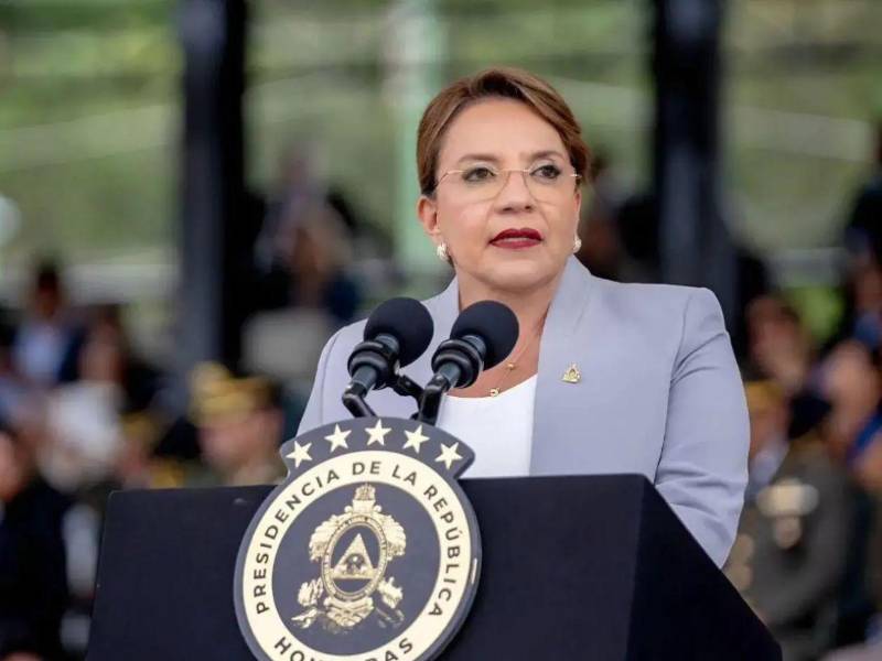 En horas de la madrugada de este martes 16 de diciembre, Castro denunció que se esta fraguando un golpe de Estado a su gobierno.