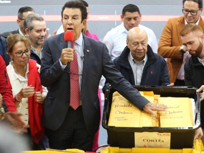 Los candidatos deben respetar los tiempo que le concede la Ley al CNE para dar los resultados electorales definitivos.