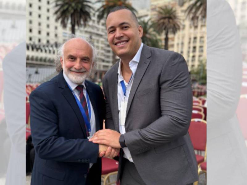 El argentino, Marcelo Falo, acusado de corrupción en su país, también es parte de los asesores de Rixi.