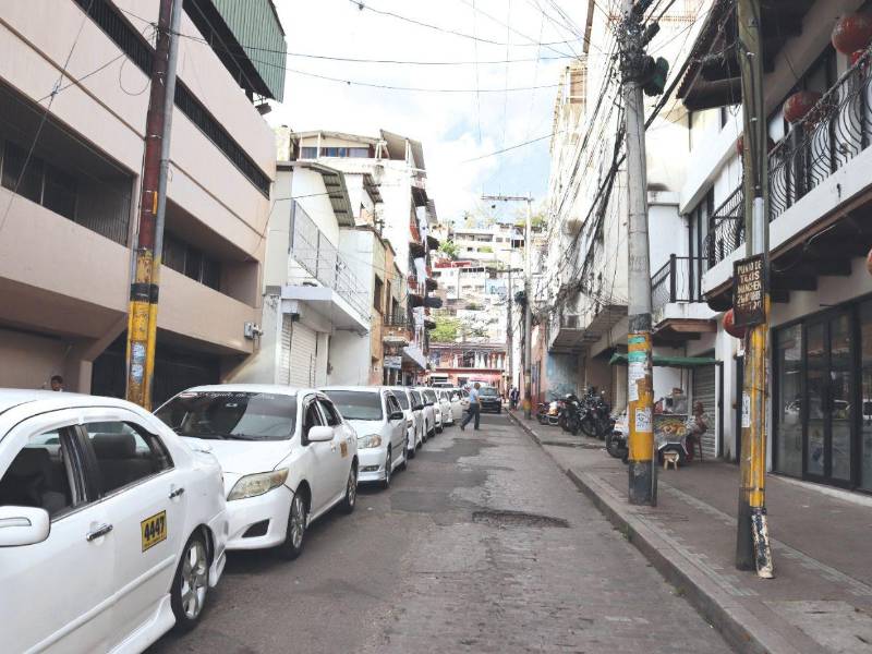 Los capitalinos podrán reportar problemas directamente a la aplicación de mensajería WhatsApp.