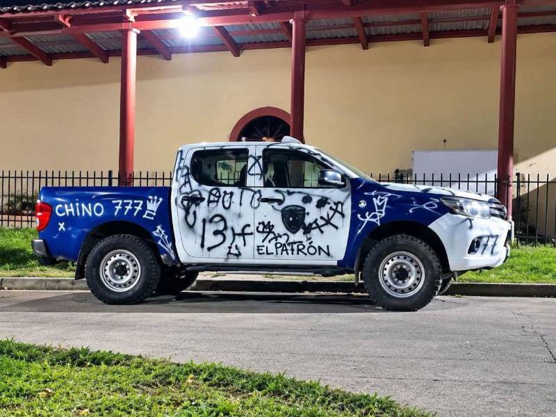 Esta es la patrulla identificada con el número RPM-222 que fue vandalizada.
