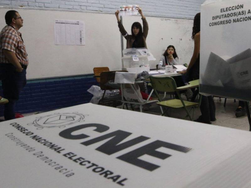 Durante las elecciones de 2025 se vivieron varias crisis, las reformas van orientadas a evitar estos problemas electorales.