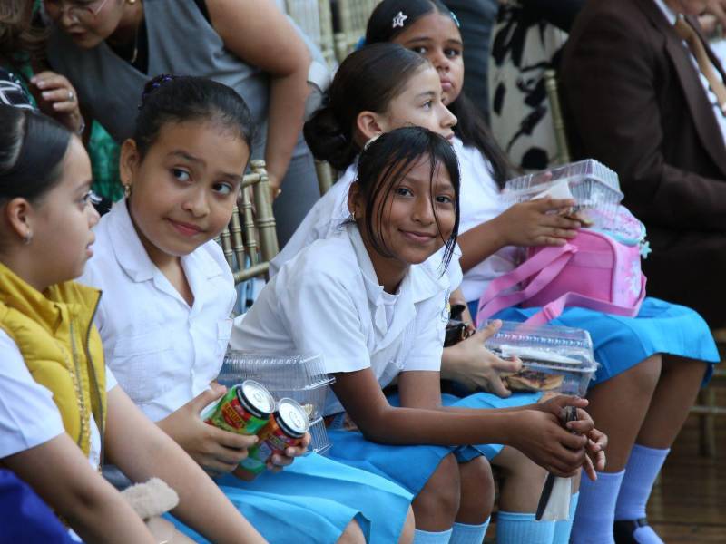 Los niños de cinco escuelas aceptaron el reto de ser protectores del planeta con un efecto multiplicador donde todos puedan aprender a cuidar esta casa.