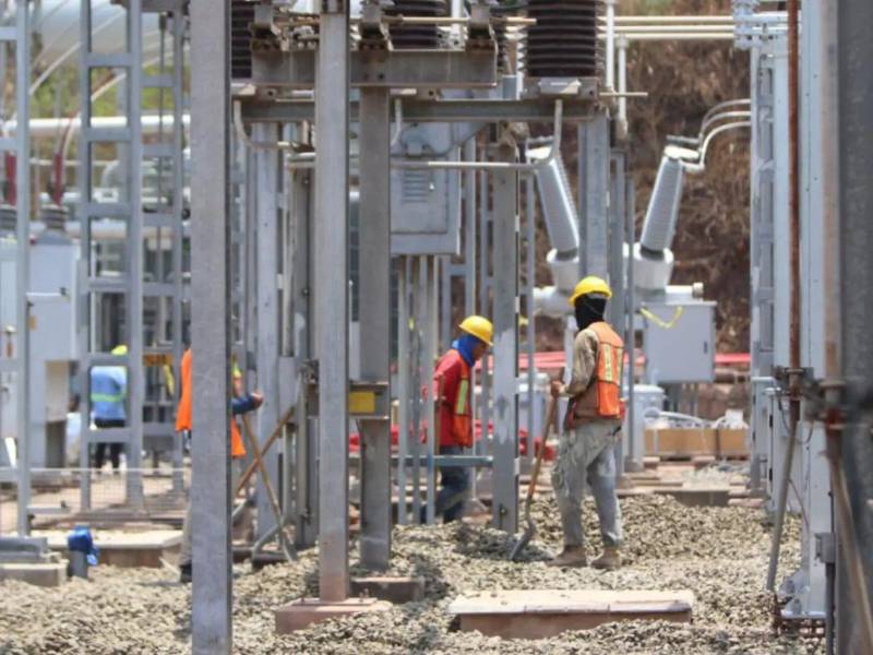 Con la Ley de Justicia Energética, el país incorpora elementos que ya se aplican en países vecinos, pero destaca por la particularidad que mantiene la propiedad pública de la empresa matriz y las tres subsidiarias.
