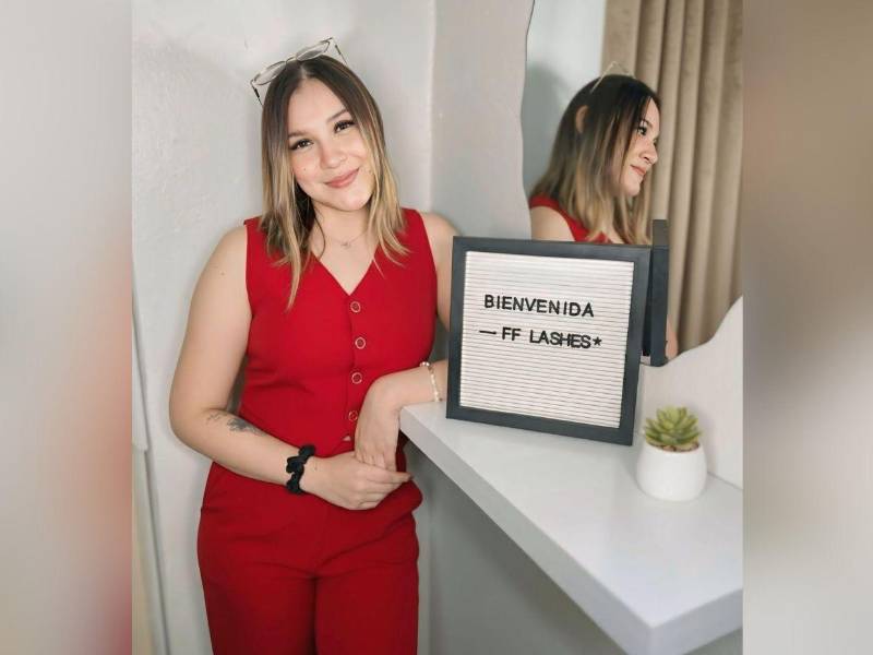 A sus 28 años, Fernanda convirtió la incertidumbre del desempleo en una oportunidad para emprender, demostrando que la resiliencia es la base del éxito.