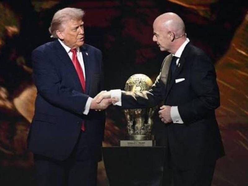 Donald Trump acompañará a Infantino en la coronación del campeón del Mundial 2026