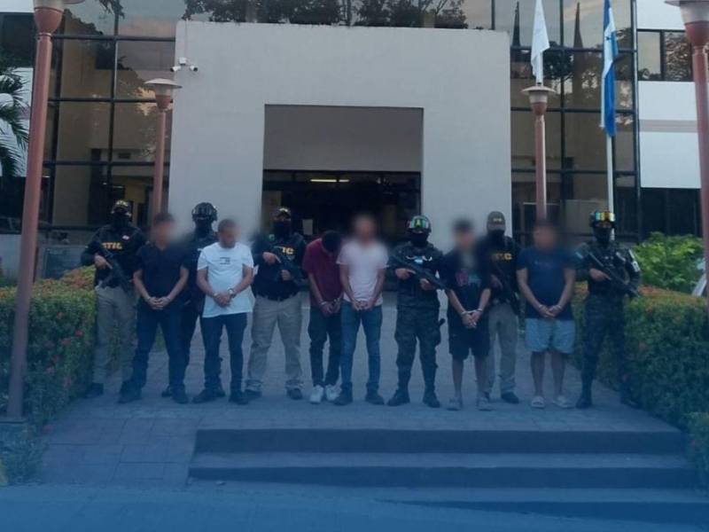 Juan Francisco Romero Tábora, Franklin Josebel Tábora, Wilian Iván Lara Mondragón, Noé Misael Martínez Ortega, Elmer Anael Guerra Pérez y Gustavo Adolfo Pérez Mejía son los detenidos.