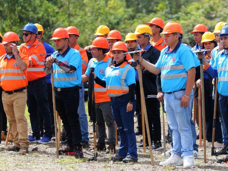 Cuerpo de Bomberos de Honduras y las diferentes fuerzas de apoyo se suman a estrategia anti incendios de la AMDC