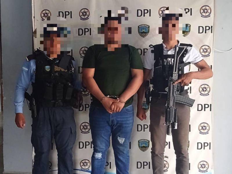 El supuesto homicida fue detenido por agentes de la Dirección Policial de Investigaciones (DPI).