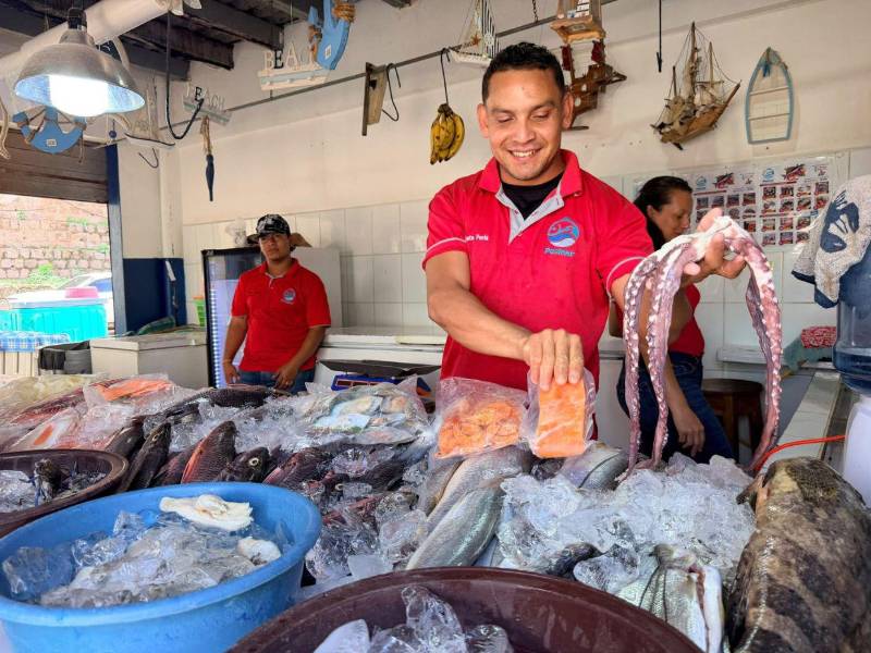 Tras cumplir 46 años de funcionamiento, el Mercado Municipal de Mariscos La Isla se prepara para su Feria de Mariscos, programada del 2 al 4 de octubre.
