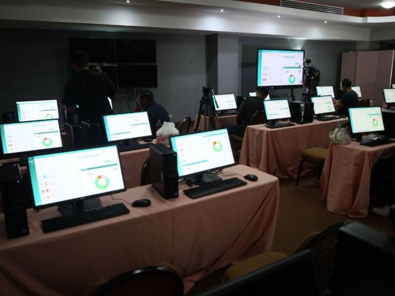 Este domingo 14 de diciembre se reactivó el sistema de divulgación de datos del Consejo Nacional Electoral.