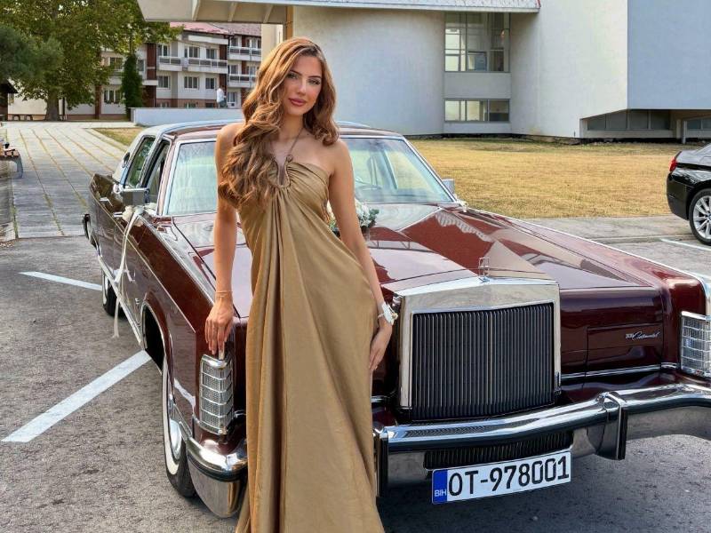Lucia Sisic, quien ostentaba el título de Miss Austria desde 2024, murió a los 22 años, según confirmó la organización del certamen a través de un comunicado difundido en redes sociales.