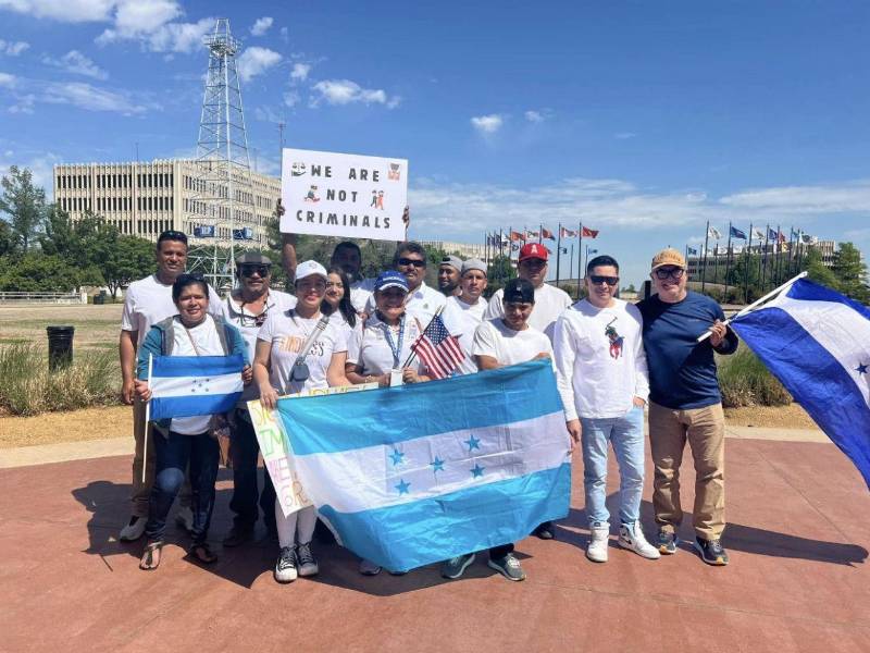 Muchos hondureños indocumentados afirman que no son criminales y piden que los dejen trabajar en Estados Unidos.