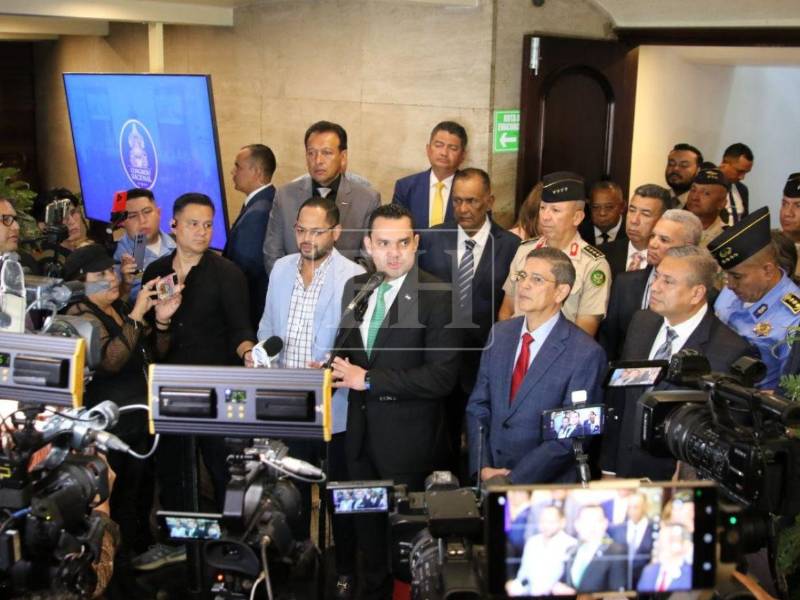 En el CN se recibió a los altos mandos de los operadores de justicia la tarde de este 27 de octubre.