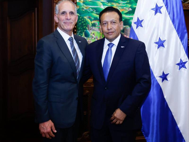 <b>Justo Rafael Cano asumió viceministro de Defensa. </b>