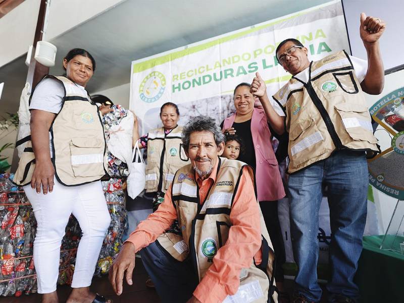 El Primer Encuentro Nacional de Recicladores resalta el papel esencial de este sector en la sostenibilidad ambiental.