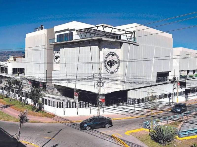 La CNBS pidió a los hondureños desconfiar de inversiones no verificadas y proteger su dinero.