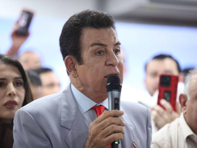 Salvador Nasralla, además de aspirar a la presidencia de la República, también tiene intenciones de ser el presidente del Consejo Central Ejecutivo del Partido Liberal.