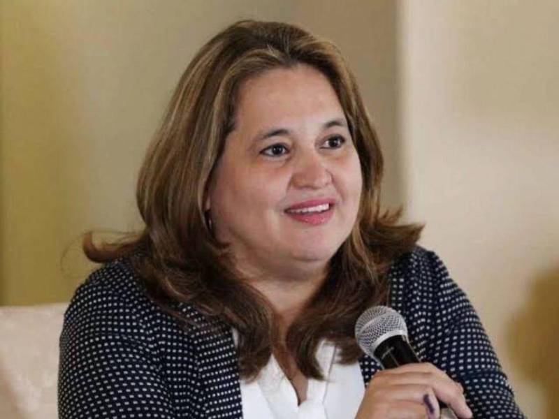 La exviceministra de Seguridad, Julissa Villanueva, no compareció ante la FESCCO para rendir declaración sobre las pruebas que afirmó tener de la joven desaparecida.