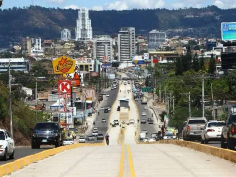 El Trans-450 es una de las obras de infraestructura más polémicas de los últimos años , ya que tuvo un presupuesto de más de 50 millones de dólares.