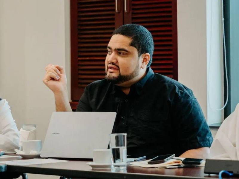 José Carlos Cardona, exsecretario de Sedesol, llegó a la resolución de audiencia del caso Chequesol y afirmó que es inocente de los señalamientos.