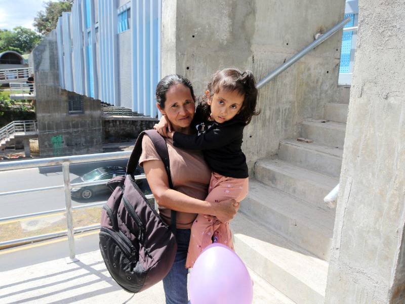Belinda Lagos agradeció a las autoridades por habilitar el puente Teletón para los pacientes del Centro de Rehabilitación.