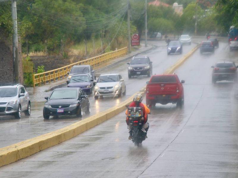 Cenaos señala que las lluvias tendrán mayor intensidad y acumulados de precipitación en las regiones occidental, central y sur del país.