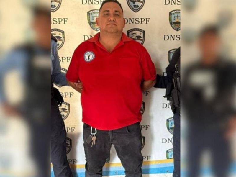 El detenido tenía una alerta de captura internacional, por lo que fue capturado por INTERPOL.