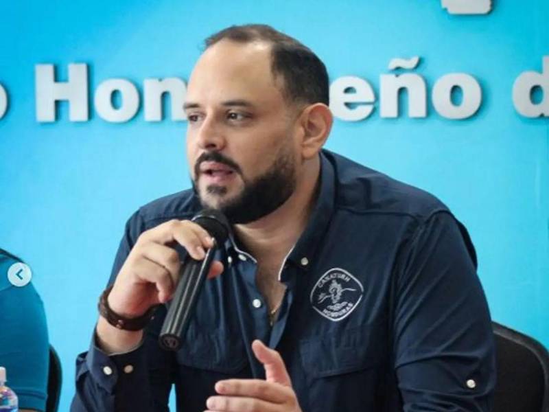 Ehrler señaló que el mercado meta de la campaña es de aproximadamente 400,000 personas que se espera se movilicen hacia distintos destinos turísticos del país durante el período vacacional.