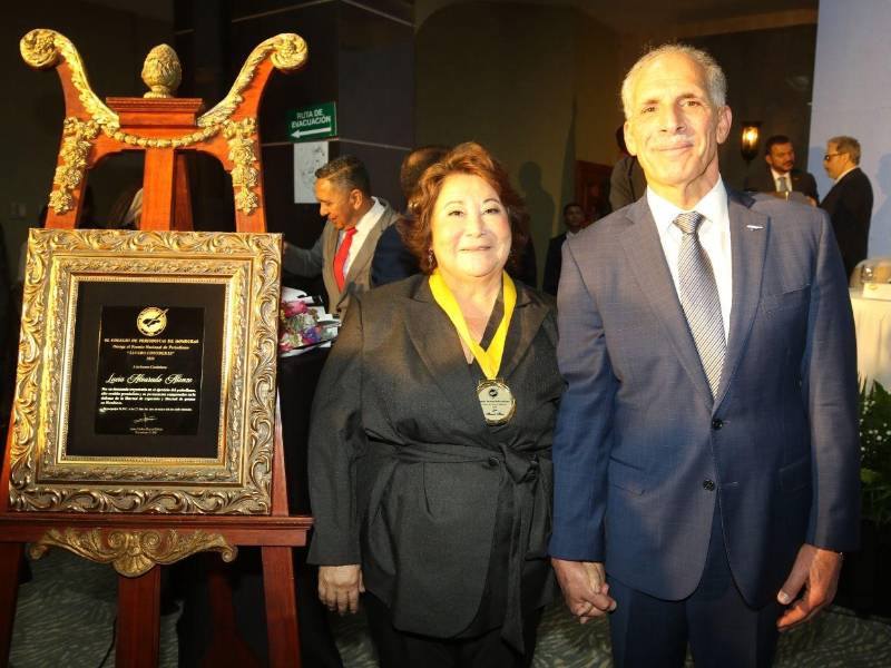 Lucía Alvarado Alonzo y Nasry Asfura.