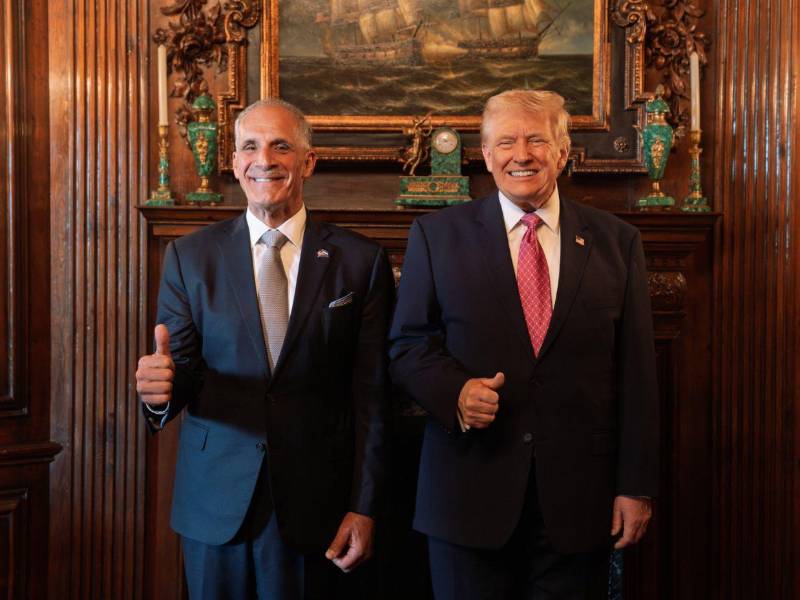 El presidente de Honduras, Nasry Asfura, junto a su homólogo Donald Trump.