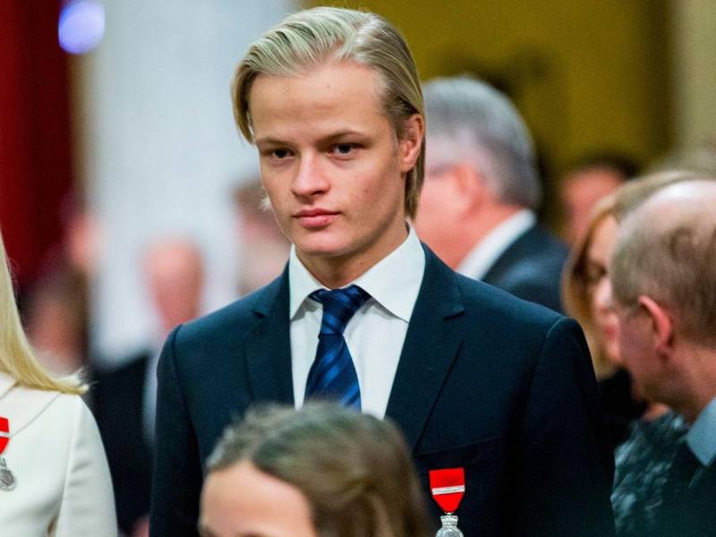 Borg Høiby, de 29 años, tuvo que responder a un total de 40 cargos, de los cuales 10 están relacionados con delitos sexuales.