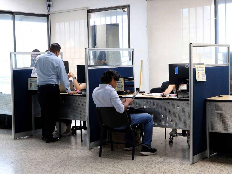 Autoridades de la alcaldía capitalina indicaron que atenderán hasta las 4:00 de la tarde de este martes 31 de marzo.