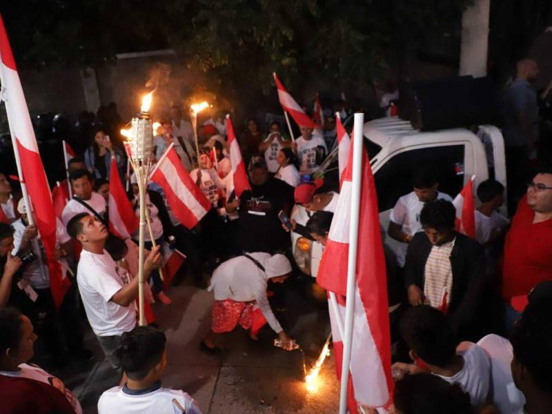 El PL reafirmó su compromiso histórico con la legalidad, asegurando que se mantendrán vigilantes hasta el cierre del proceso.