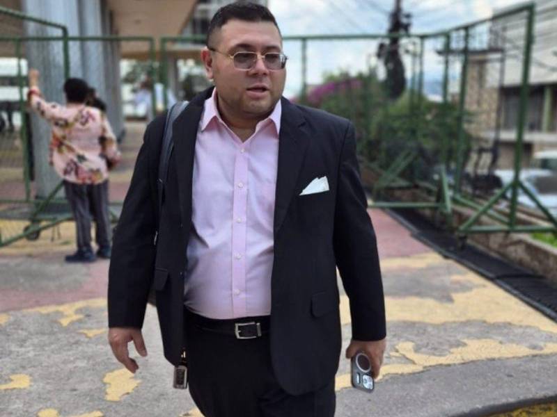 Francisco Pascua Cantarero se postuló para el cargo de consejero, tanto en su condición de propietario como suplente de ambos órganos electorales.