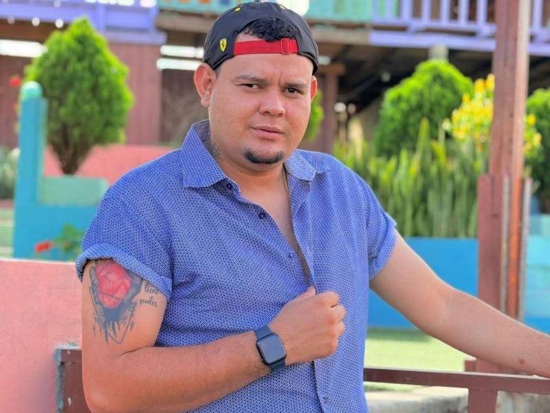 Urias Lovo recibió prisión preventiva por abuso de llamadas de emergencia tras simular un infarto durante una transmisión en vivo en TikTok