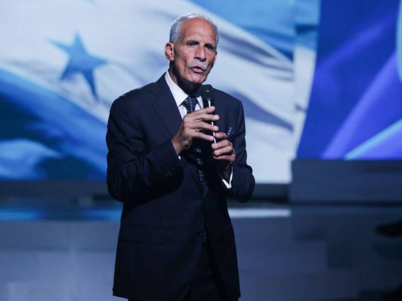 Asfura instó a la población a cuidar su voto.