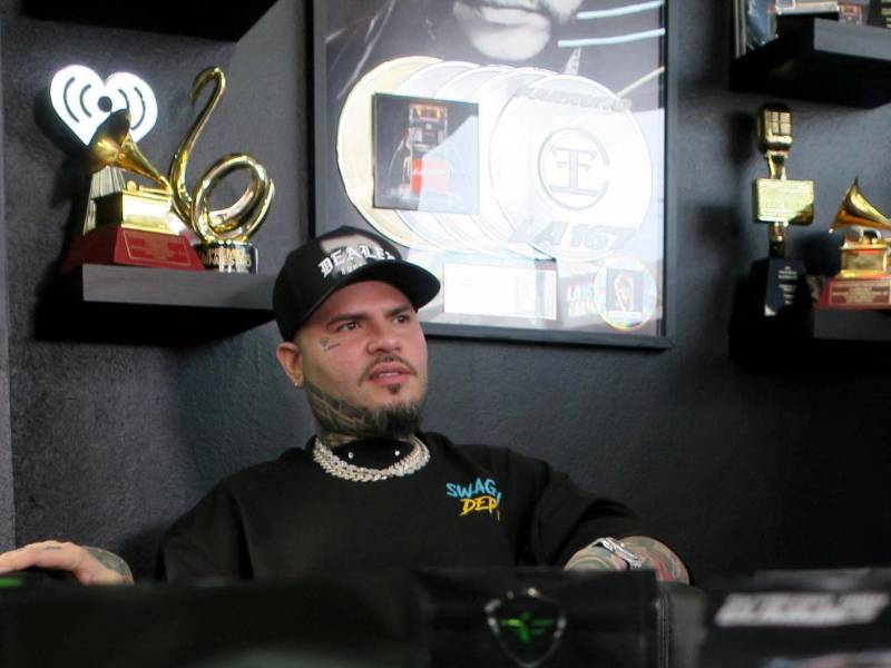 Se me dio la oportunidad de este sueño. Era algo que ya llevaba coqueteando hace rato con la idea de poder hacer cosas con propósito, dijo el cantante Farruko en una entrevista a EFE.