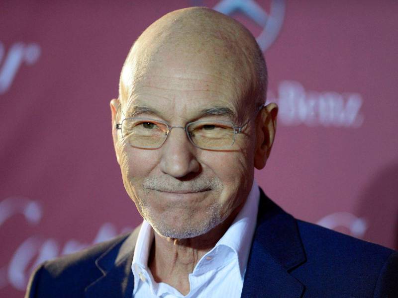 El actor también conquistó la cima de Hollywood con su papel del superhéroe Profesor X en la exitosa franquicia 'X-Men'.