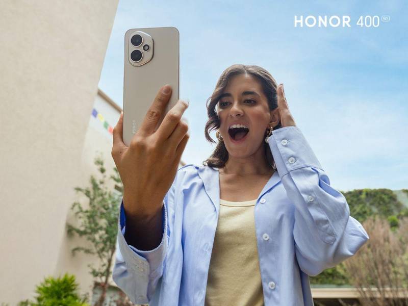 La tecnología de mejora de visualización bajo luz solar permite a los usuarios disfrutar de colores vibrantes y contrastes nítidos incluso bajo luz directa.