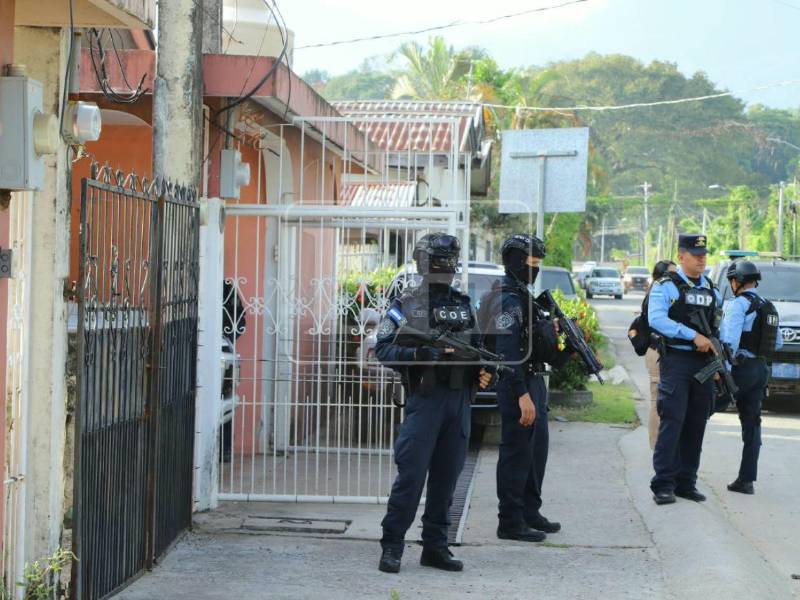Autoridades realizaron allanamientos esta mañana en varias zonas de El Porvenir.