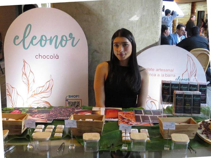 Una serie de stand fueron colocados donde se presentaron varios productos hondureños.