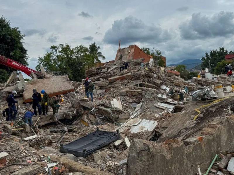 El número de viviendas averiadas asciende a 176.890 y otras 33.374 fueron destruidas, mientras que 553 edificios colapsaron.