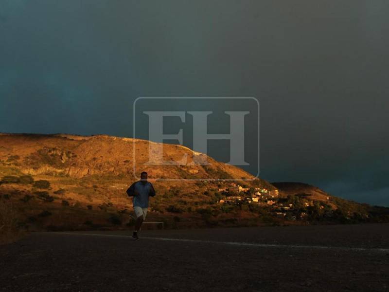 Las precipitaciones disminuirán temporalmente el sábado, cuando las lluvias serán menos intensas y focalizadas.