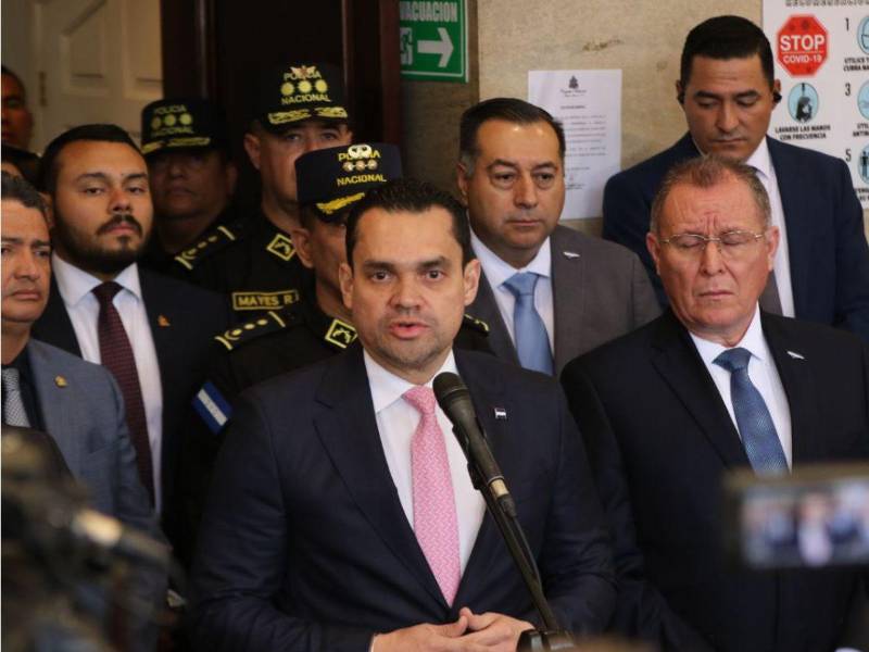 Esta medida busca un respaldo unánime de todas las bancadas representadas en la cámara.